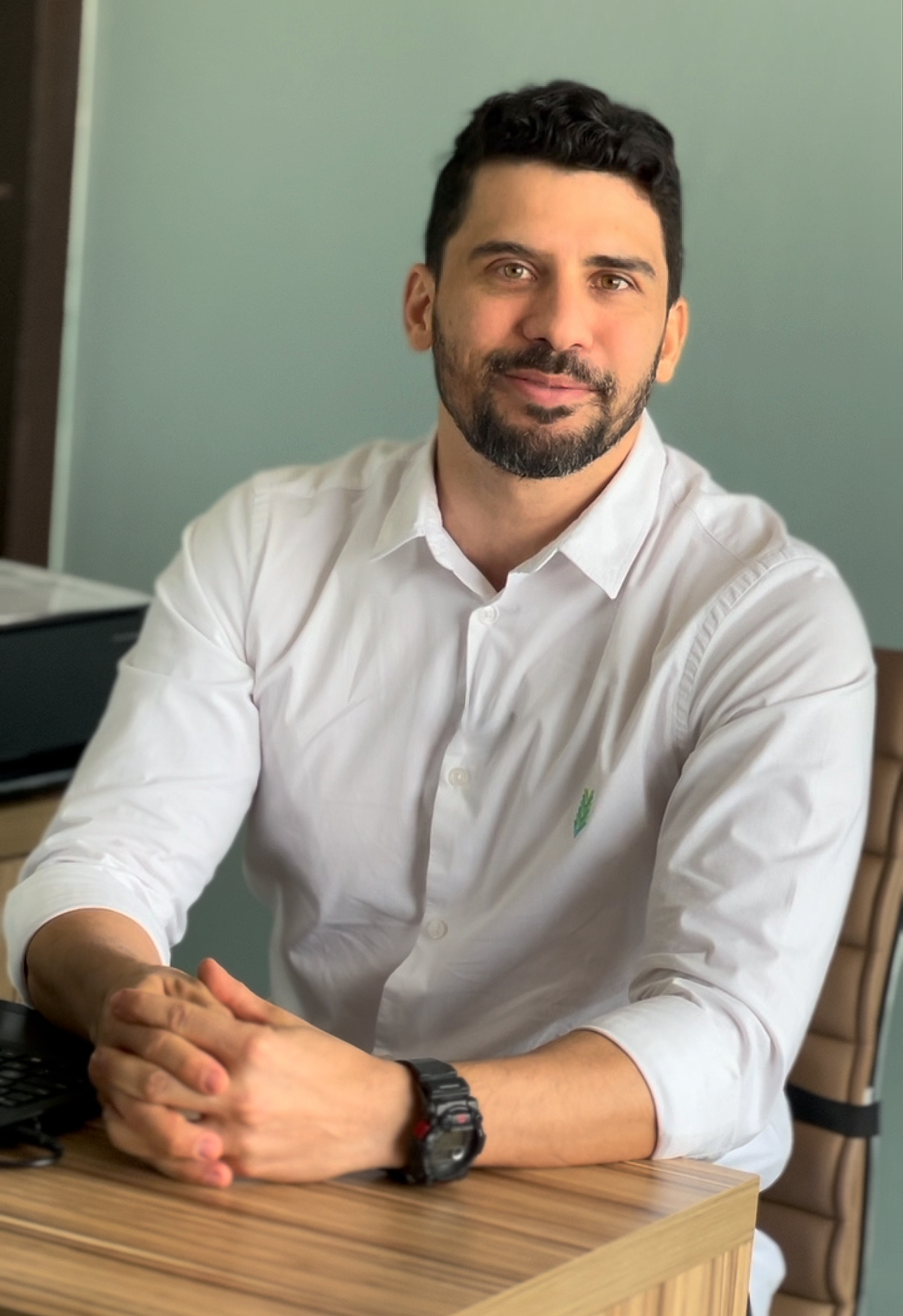 Dr. Lucas Lopes, especialista em quiropraxia da Go Quiro em Salvador